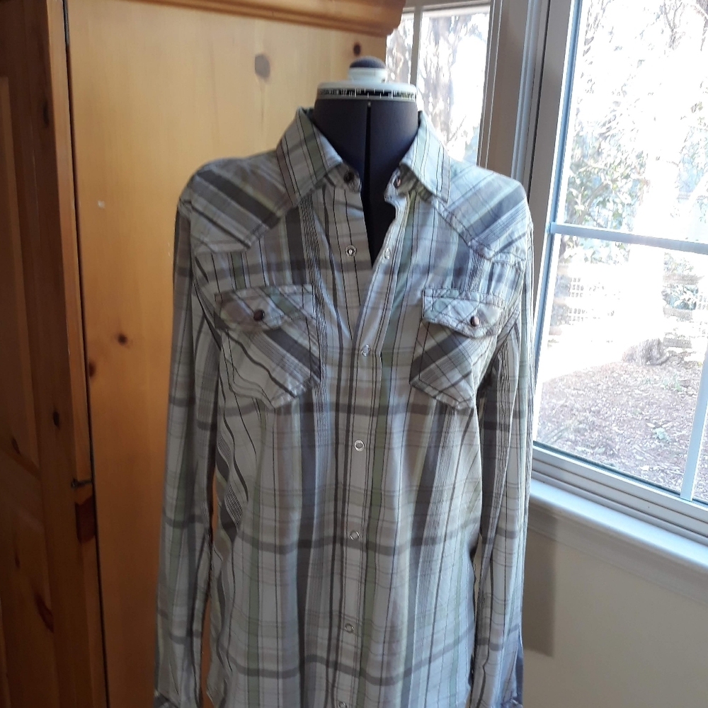 100% cotton bottom down shirt